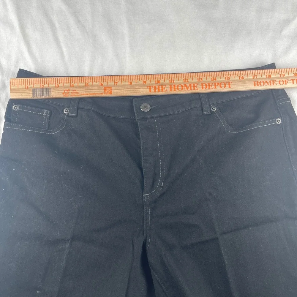 Chicos‎ Platinum Denim Black Straight Leg Jeans Womens Size 3 Short 1G010299